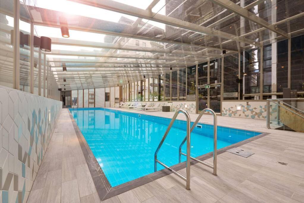 Deluxe 3 Bedroom Apartment In Southbank Melbourne Bagian luar foto