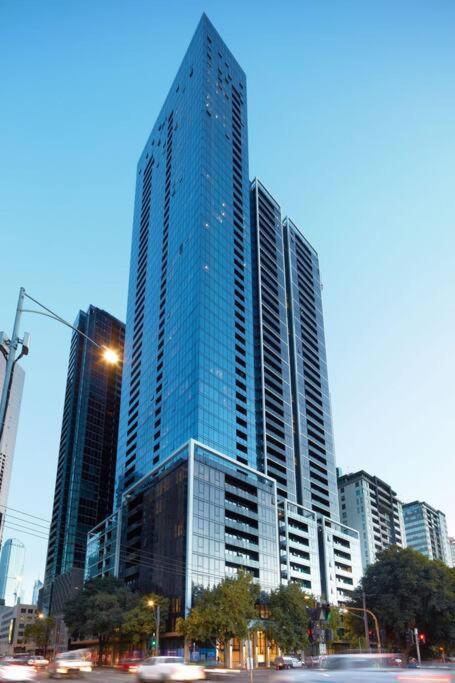 Deluxe 3 Bedroom Apartment In Southbank Melbourne Bagian luar foto